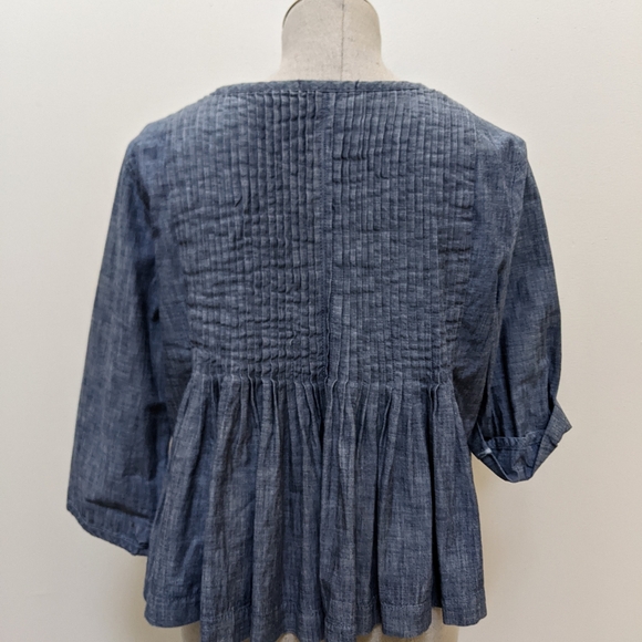 GAP Chambray Pleated Crop Jacket - Picture 3 of 5